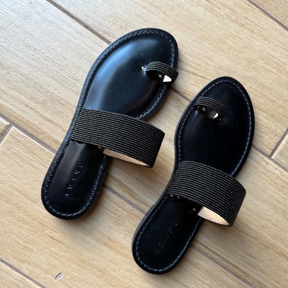 NEW AMANU Embellished Black Sandals - Picture 3 of 6